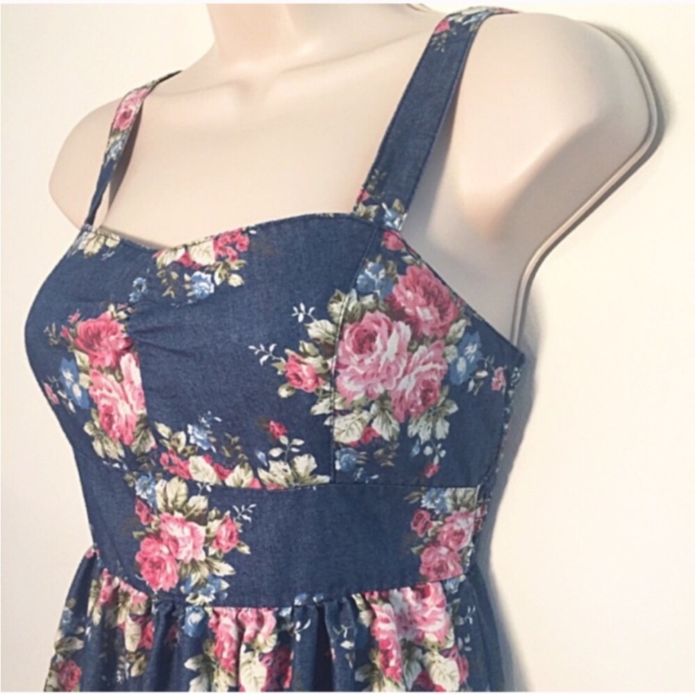 🌷 Delia's floral babydoll tank top 🌷 Denim Look, XS